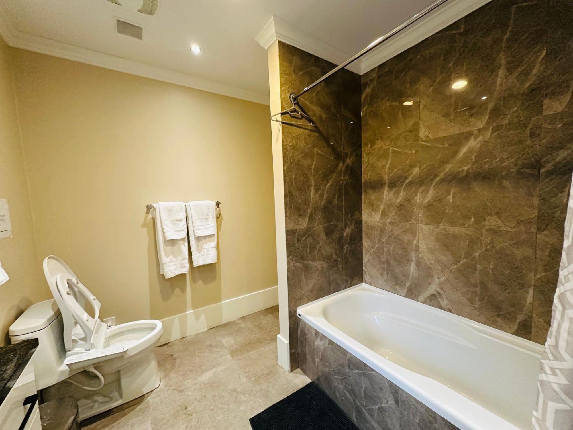 Shaughnessy Cozy Bedrooms Guest House Vancouver Exterior foto